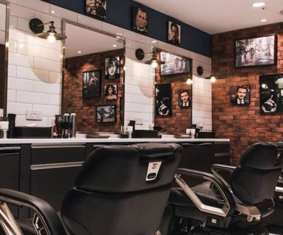 آرایشگاه مردانه رضا در مونترال